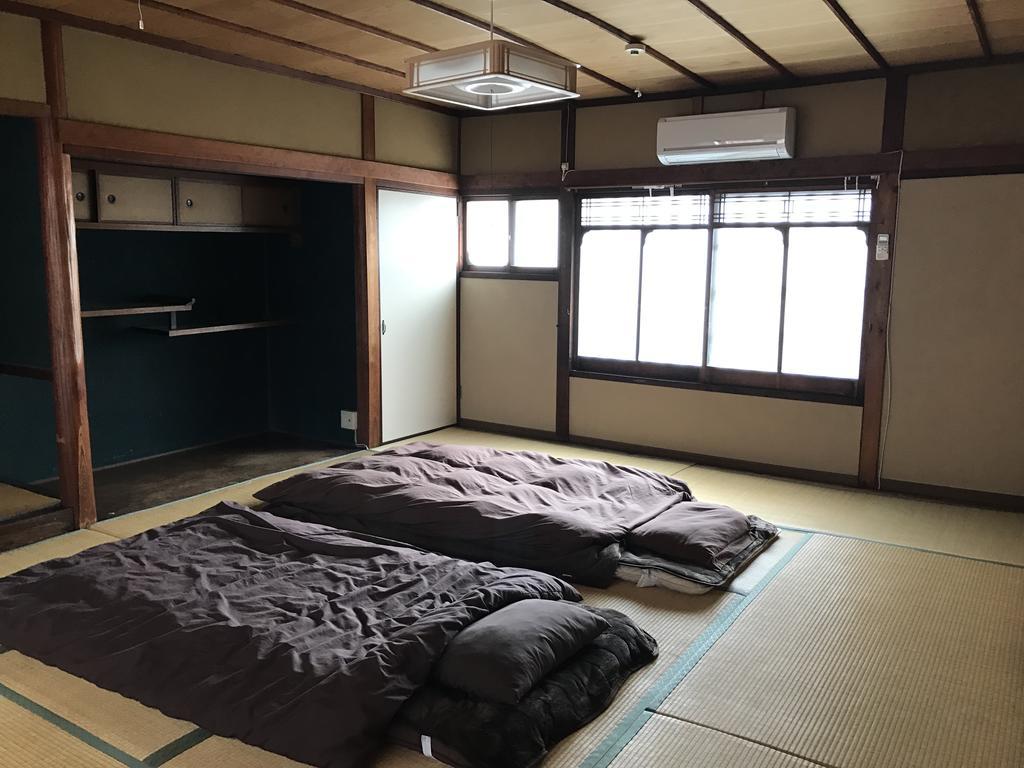 And Smiles Hostel Nara Exterior photo